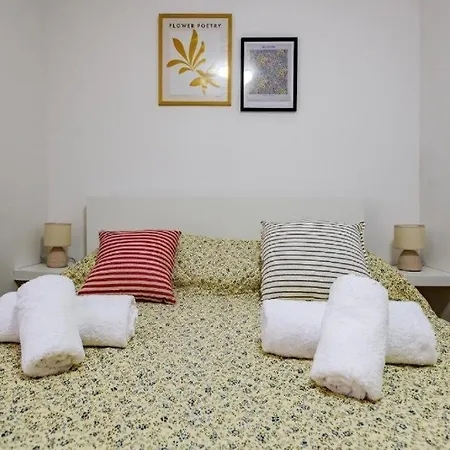 Apartment With Parking Space - 27452 Zadar